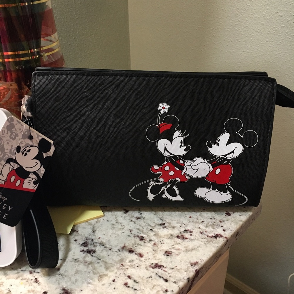 Disney Mickey & Minnie Wristlet